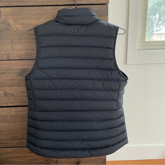 Mountain Hardwear Deloro Down Vest (Black) - Picture 10 of 12